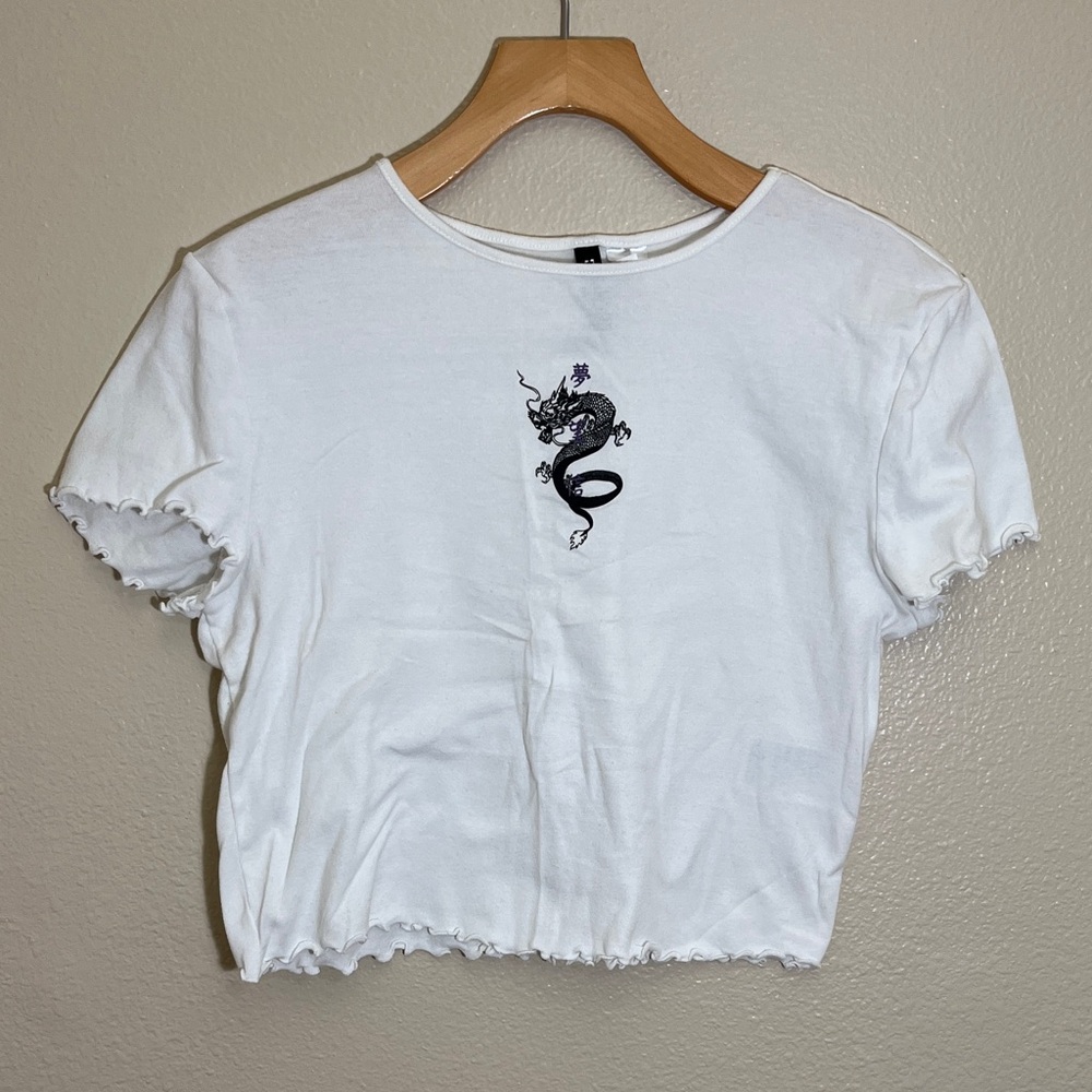 H&M Divided White Cotton Crop Top with Black Dragon Design